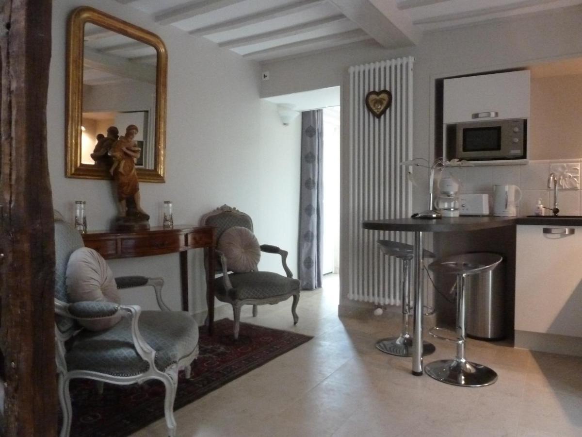 Вилла La Berlue Bayeux Saint-Vigor-le-Grand Номер фото